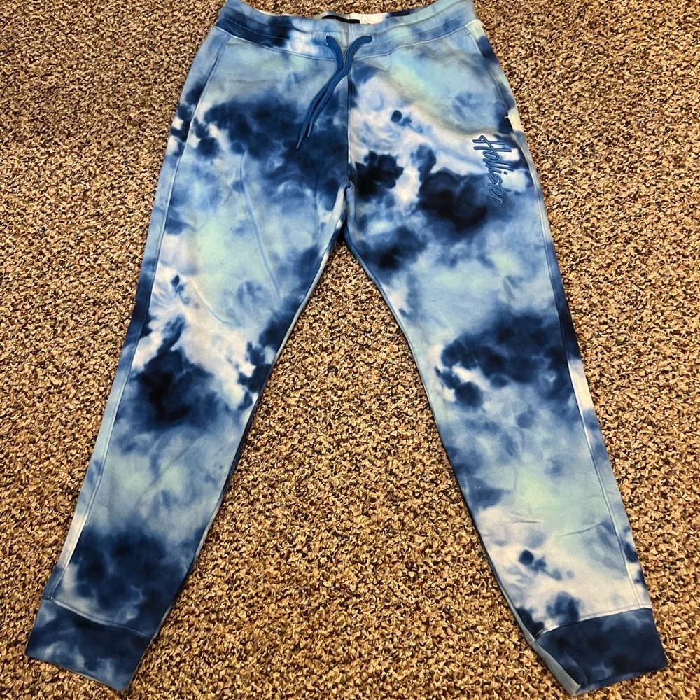Hollister Women’s Blue and White Tie-Dye Joggers